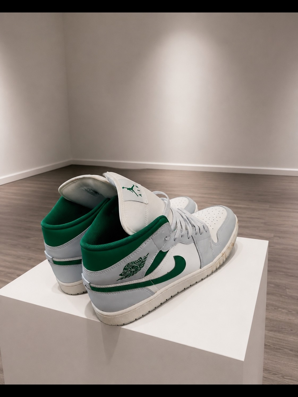 Jordan Air Jordan 1 Mid White Gray Green Sneakers